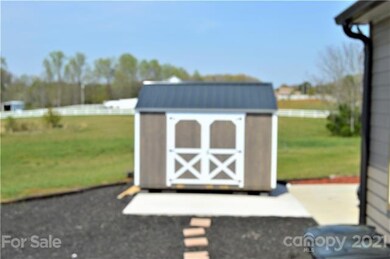 1376 Maple Lee Ct, Crouse, NC 28033 - photo 6