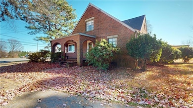 602 S Main St, Dobson, NC 27017 - photo 3