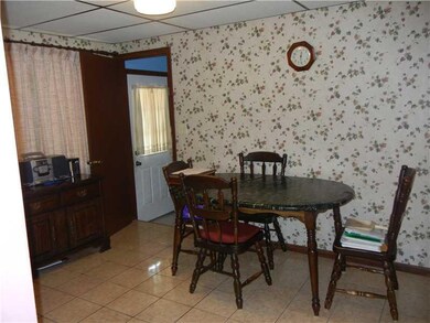 Kitchen. dining area
