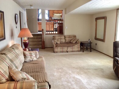 848 Deephollow Ct, Columbus, OH 43228 - photo 5