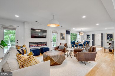 9803 Fosbak Dr, Vienna, VA 22182 - photo 5