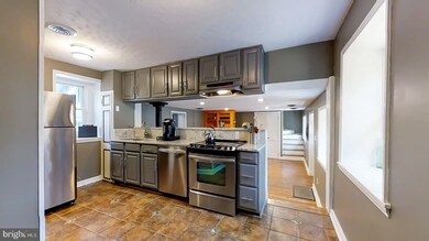 109 Oregon St, Mercersburg, PA 17236 - photo 7