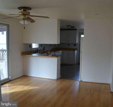 403 Monroe Dr, Colonial Beach, VA 22443 - photo 7