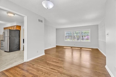 1484 Hemlock Dr, Liberty, MO 64068 - photo 6