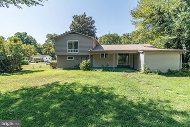 5016 King Richard Dr, Annandale, VA 22003 - photo 3