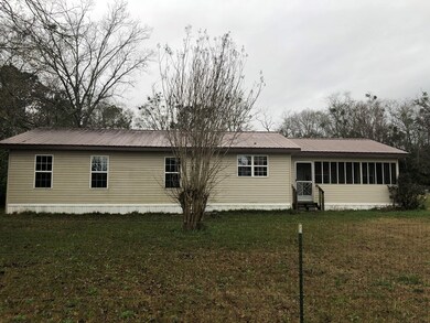 114 Underwood Dr unit 1, Uvalda, GA 30473 - photo 2