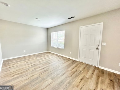 736 Wheel House Ln unit B, Monroe, GA 30655 - photo 3