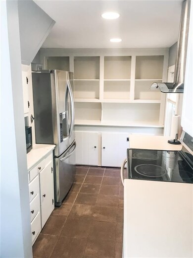 69 Crescent St, Henniker, NH 03242 - photo 5