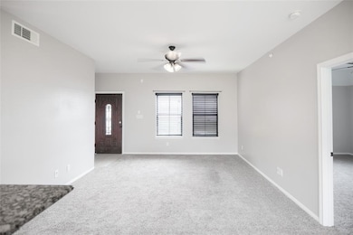 13165 Snow Ln unit 5, Willis, TX 77318 - photo 2