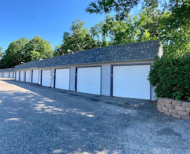 Edgewater Condominiums unit 207, Detroit Lakes, MN 56501 - photo 3