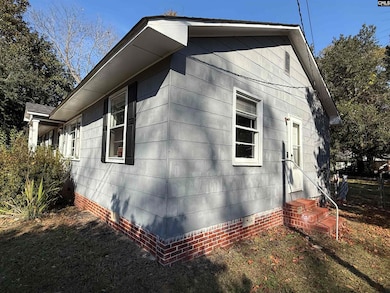 1002 Nandina St, Hartsville, SC 29550 - photo 4