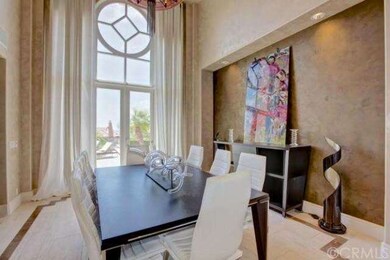 two story ceilings in formal dining room, plastere