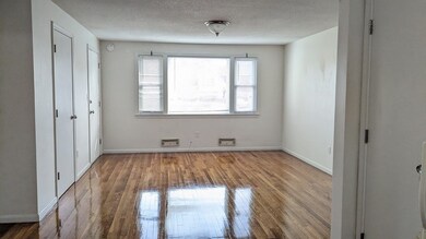 19 Reservoir Dr unit B, Randolph, MA 02368 - photo 3