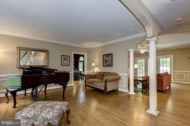 907 Malvern Hill Dr, Davidsonville, MD 21035 - photo 4