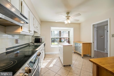 723 Kings Croft unit C0723, Cherry Hill, NJ 08034 - photo 6