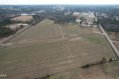 1842 N Ellis Ave, Dunn, NC 28334 - photo 5