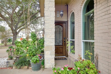 15922 Riverside Grove Dr, Houston, TX 77083 - photo 5