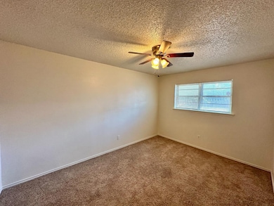 7805 Memphis Ave unit B, Lubbock, TX 79423 - photo 6