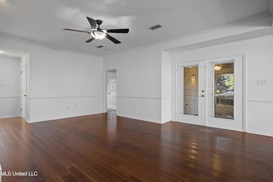 884 Kailua Place, Diamondhead, MS 39525 - photo 4