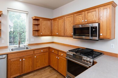 825 NE Wiest Way_0051 copy