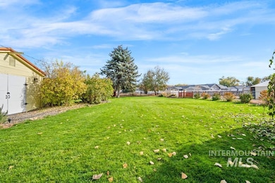 421 S 12th St, Payette, ID 83661 - photo 7