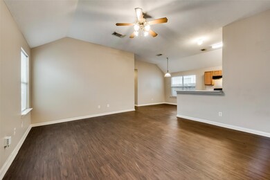 8342 Fuqua Gardens Dr, Houston, TX 77075 - photo 3
