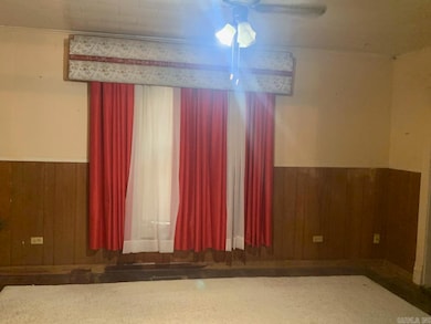 211 S Anna St, Stuttgart, AR 72160 - photo 3