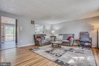 1256 Valley Leaf Ct, Edgewood, MD 21040 - photo 2