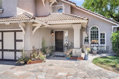 11322 Breithorn Ct, Riverside, CA 92503 - photo 6