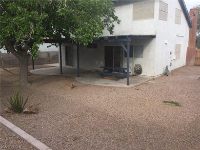 Large yard with shade tree, solar screens, 2 slidi