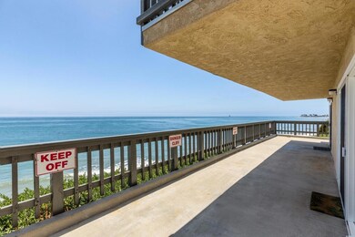 Large oceanfront patio