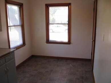 3504 Franklin St, Highland, IN 46322 - photo 4