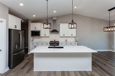 9715 Watermeadow Cir, Johnston, IA 50131 - photo 7