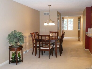 gracious dining area can be expanded easily - pres