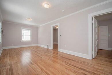 2214 36th St, Des Moines, IA 50310 - photo 7