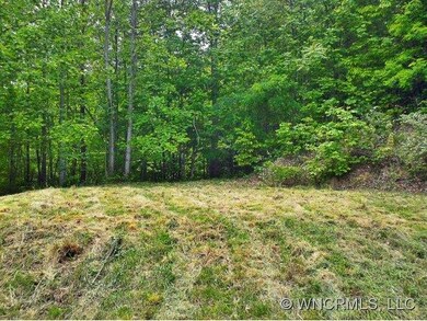 Flat homesite already cut