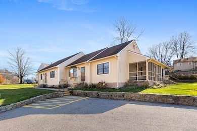 10 Rockhaven Dr unit 10, Glastonbury, CT 06033 - photo 4