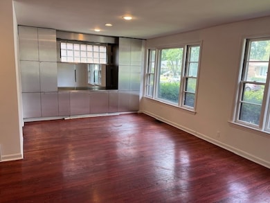 8713 Drake Ave, Skokie, IL 60076 - photo 3