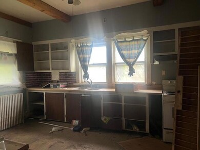 419 S 4th St, Moberly, MO 65270 - photo 4