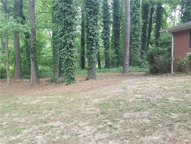 2131 Meadowbrook Ln SE, Marietta, GA 30067 - photo 5