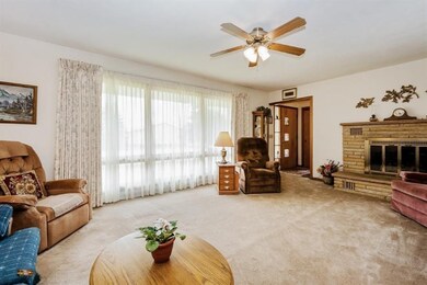 218 Locust St W, Three Oaks, MI 49128 - photo 5