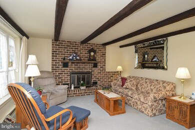 2608 Bilmar Rd, Reading, PA 19604 - photo 2