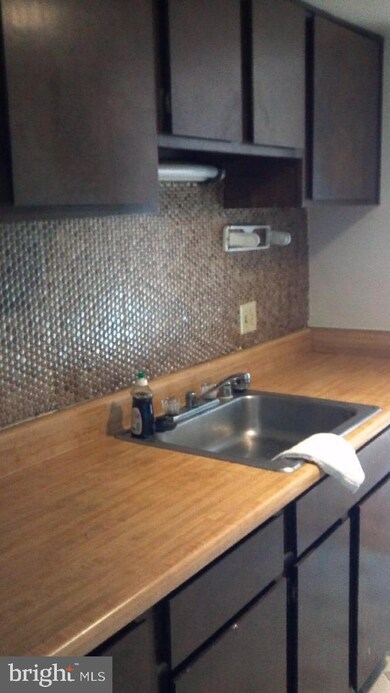 8750 Tamar Dr, Columbia, MD 21045 - photo 3