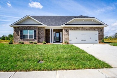 108 Fleming Dr unit 104, Statesville, NC 28677 - photo 6