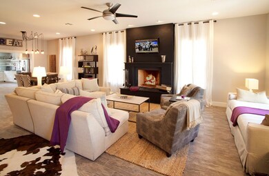 607 W San Antonio St, Fredericksburg, TX 78624 - photo 3