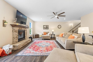 130 Long Trl Ct (Interior)-8