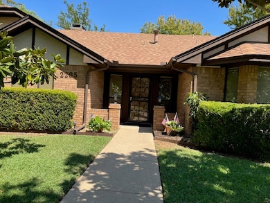 2205 Pembrooke Place, Denton, TX 76205 - photo 6