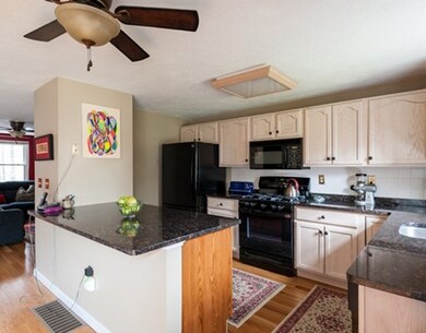 56 Pinecrest Village unit 56, Hopkinton, MA 01748 - photo 6