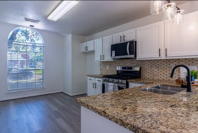 6511 Wexford Park Dr, Houston, TX 77088 - photo 4