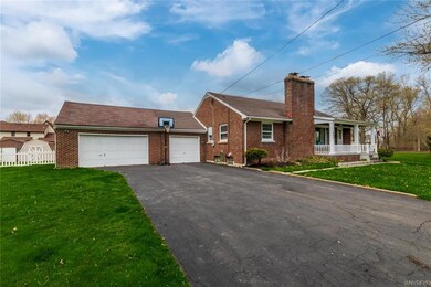 488 Fredericka St, North Tonawanda, NY 14120 - photo 3